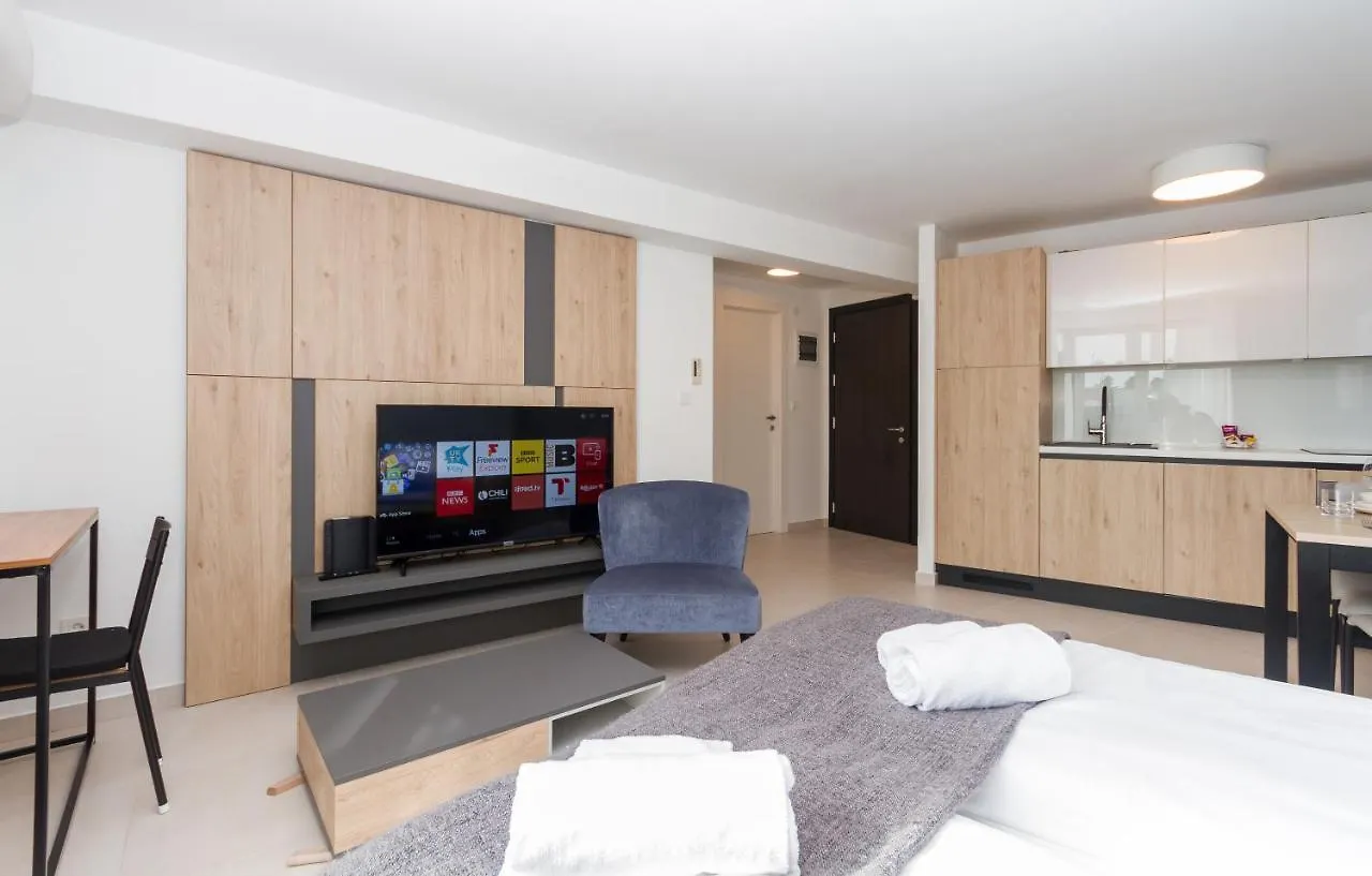 Garden Palace Umag Apartment