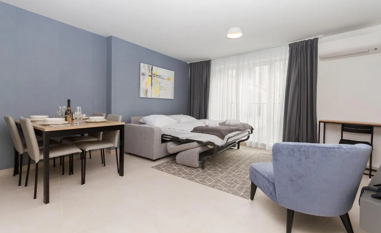 Apartment Garden Palace Umag